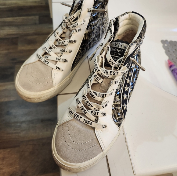 Vintage Havana Juniper Star Studded Sz 7.5 High Top Sneakers Zip - Picture 2 of 5